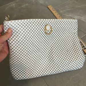 COPY - White vintage metal purse with shoulder strap